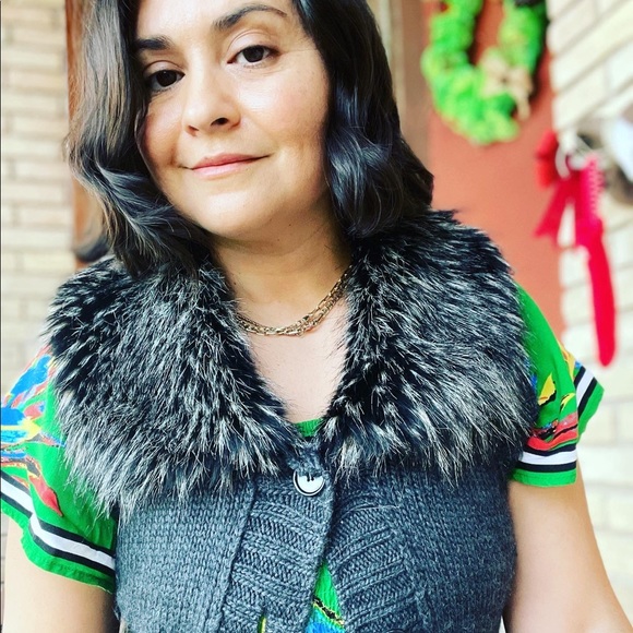 Meet the seller! ♻️❤️♻️ - Picture 3 of 3